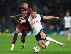 IM体育动画直播通道-热刺客场大胜沃特福德，球员士气高昂