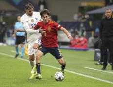 IM体育下载-马来西亚队完胜法国队，黄鸭组合高光表现的简单介绍