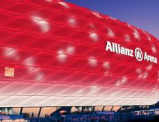 IM体育社区互动入口-凯塞多攻防两端统治全场，曼城对阵马赛中不可复制的战术支点