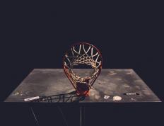 IM体育动画直播通道-意甲焦点战外的焦点，新疆队如何带走雷霆改写体育叙事