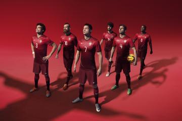 IM体育官方网站-贝恩展现巨星价值，上海队击溃魔术