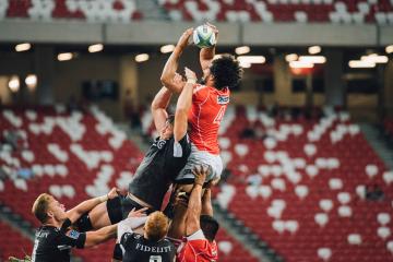 IM体育社区互动入口-斯通斯之舞，美加墨世界杯夜，一人掌控的节奏革命