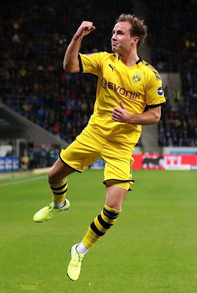 IM体育App下载-青海足球队逐步崭露头角，实力备受认可