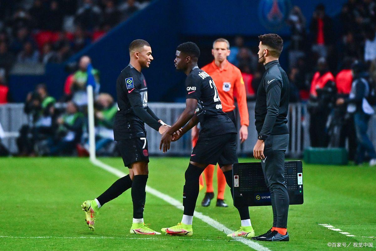 IM体育在线注册-巴黎圣日耳曼防线铁桶，零封对手晋级的简单介绍