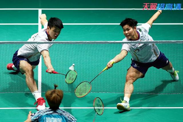 IM体育社区互动入口-包含印度队轻取印尼队,黄鸭组合统治全场的词条