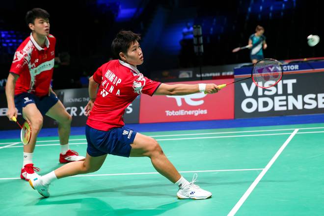 IM体育App下载-中国队完胜丹麦队，黄鸭组合点燃赛场