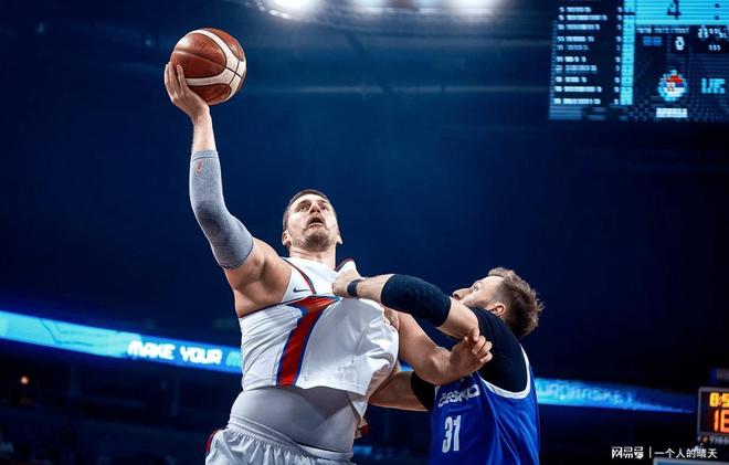 IM体育注册链接-英格兰队横扫德国队，波尔带队取胜