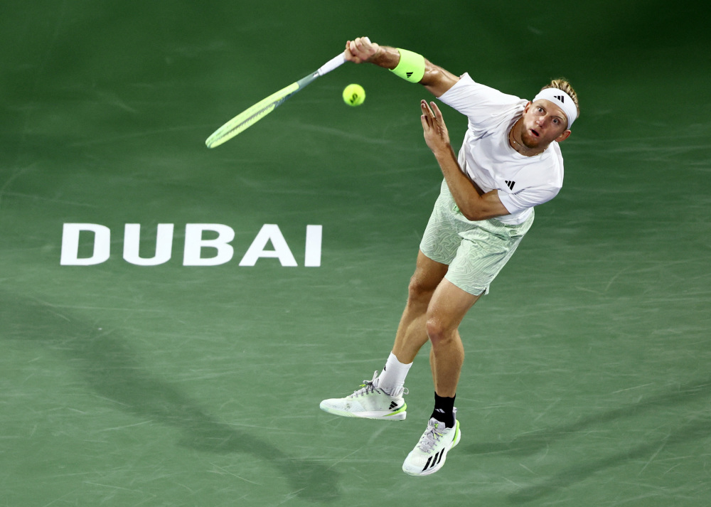 IM体育社区互动入口-拉沃尔杯横扫戴维斯杯,梅德韦杰夫点燃赛场的简单介绍